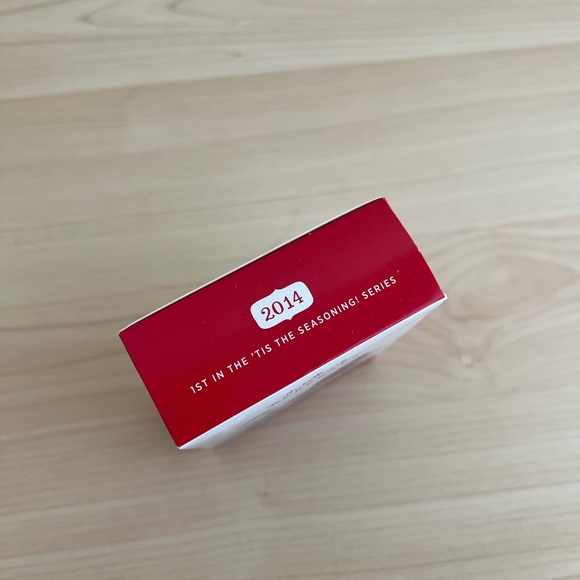 NIB 2014 Hallmark Ornament ‘Tis the Seasoning! - Picture 3 of 4